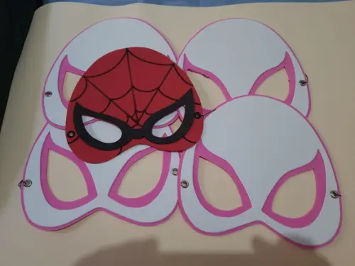 Máscaras Homem Aranha e Spider Ghost