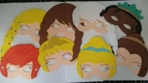 Máscaras Princesas e Príncipes em Eva