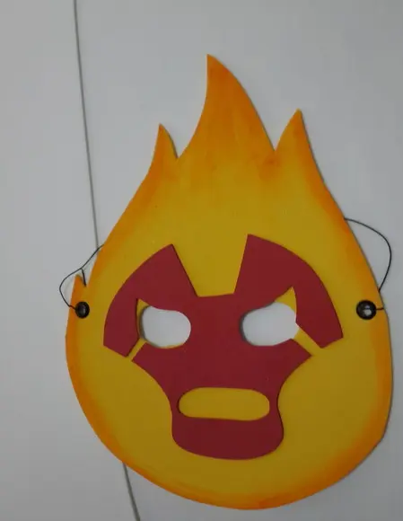Lembrancinha Máscaras Chama ,ben 10