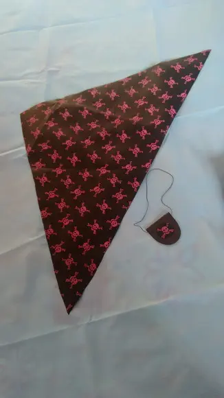 Kit Pirata Espada Bandana e Tapa Olho Pirata