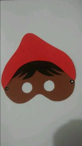 Máscaras Chapeuzinho vermelho e vovózinh