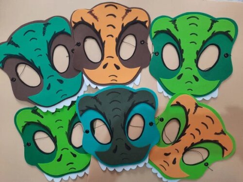 Máscaras Tiranossauro Rex em Eva