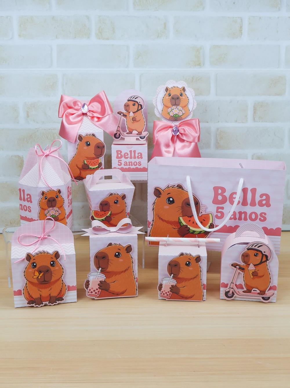 Arquivo De Corte kit capivara menina