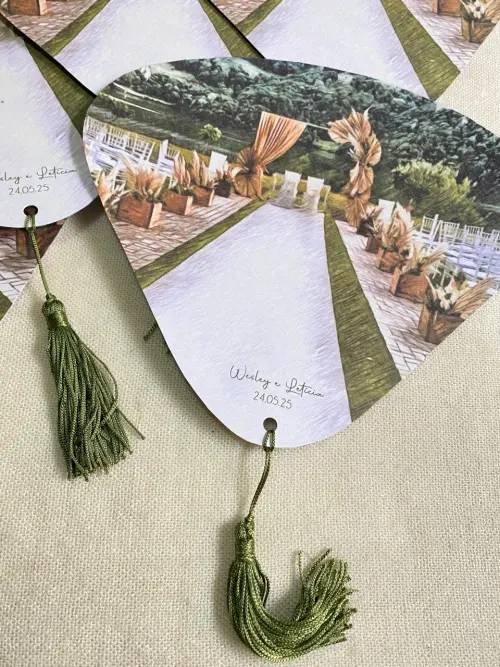 Leque Personalizado para Casamentos com Pingente Tassel