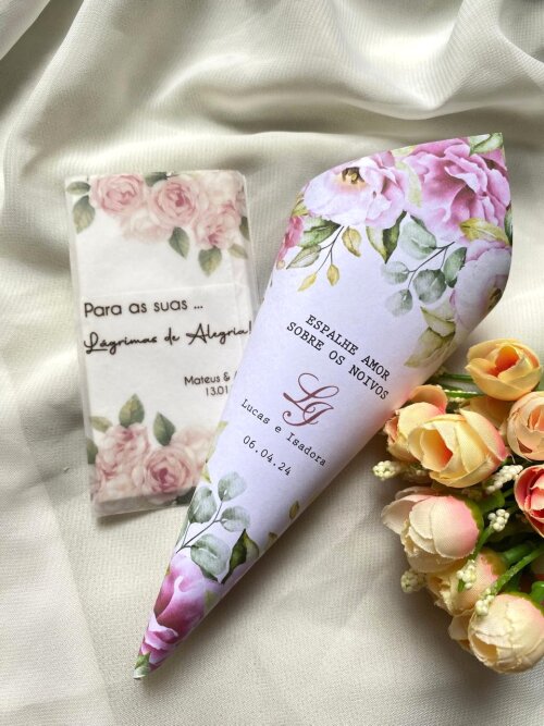 Cone para Pétalas Casamento Personalizado