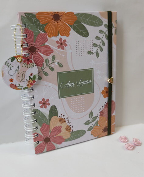 Caderno personalizado floral