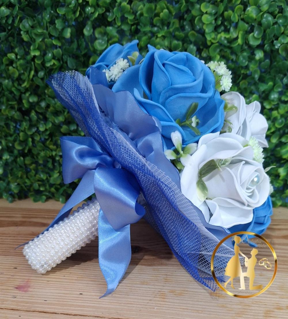 Buquê de noiva azul e branco eva