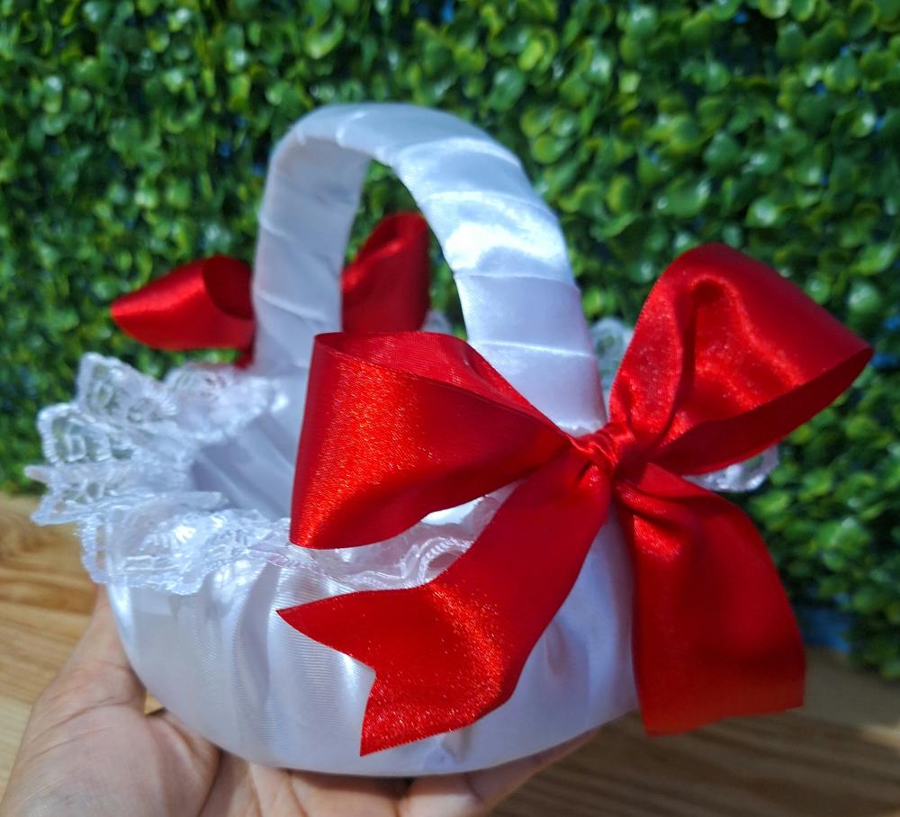 Cesta florista para casamento vermelhos e branco.