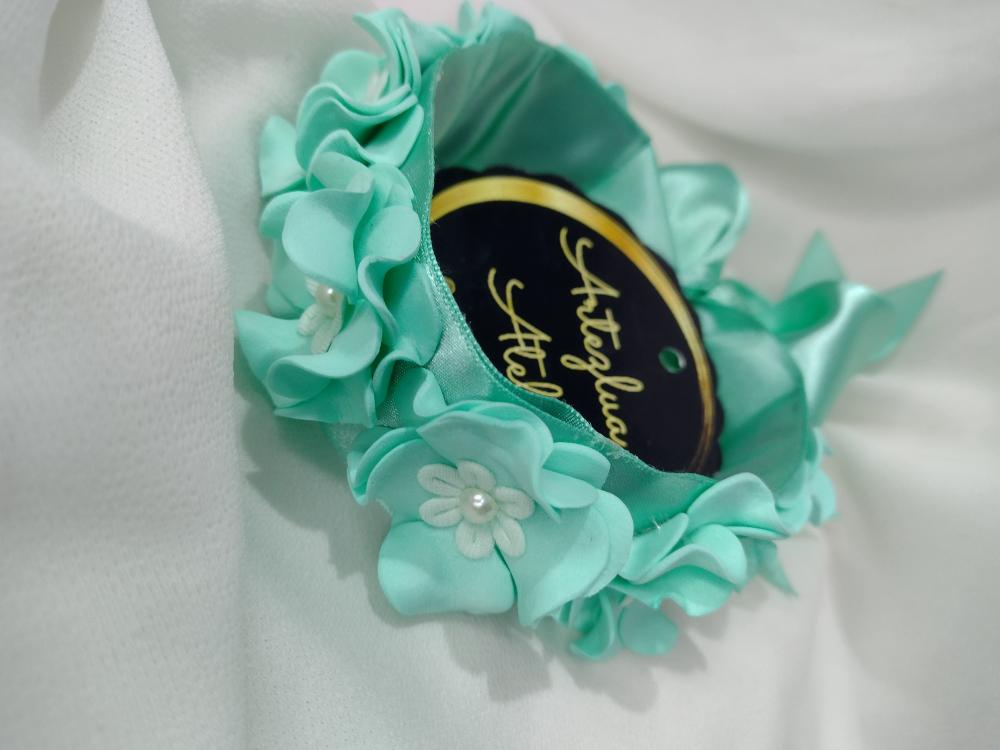 Porta Coque bailarina de luxo verde cana