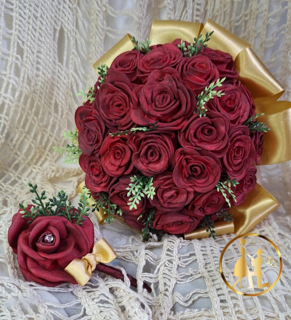 Buquê de noiva vermelho marsala pequeno