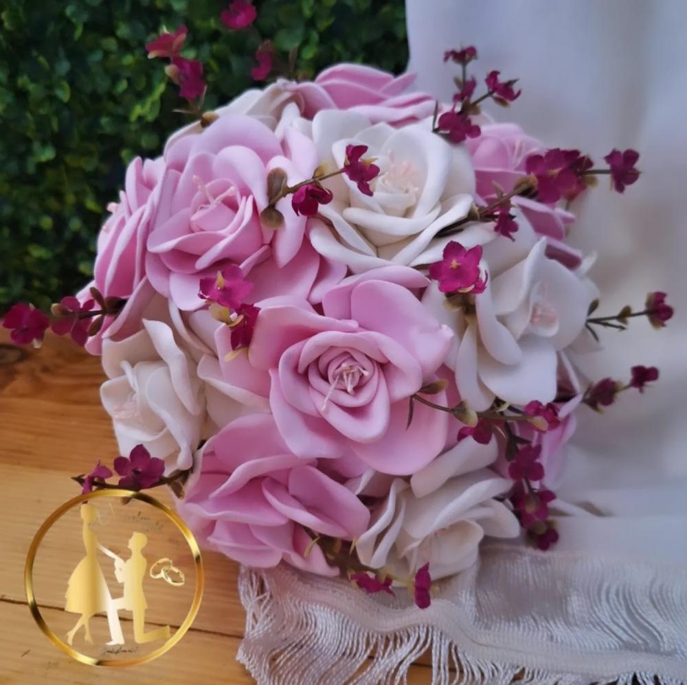 Buquê de noiva rosa e branco