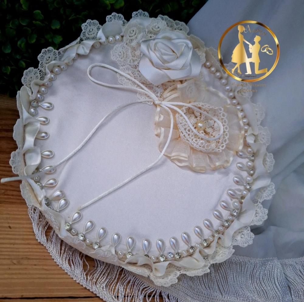 Porta alianças champanhe