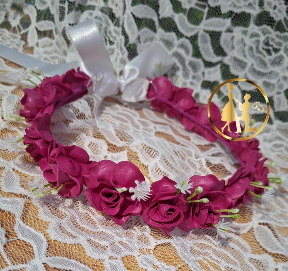 Coroa de flores para cabelos