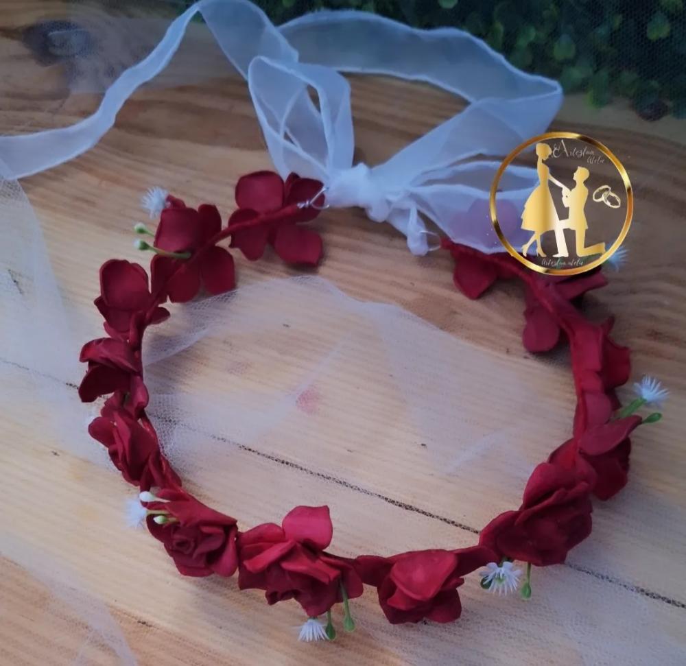 Coroa de flores para cabelos