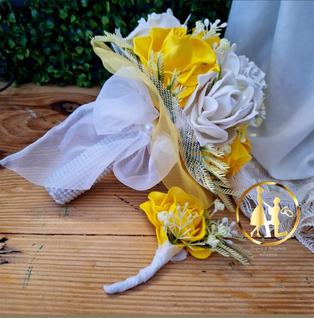 Buquê de noiva amarelo e branco