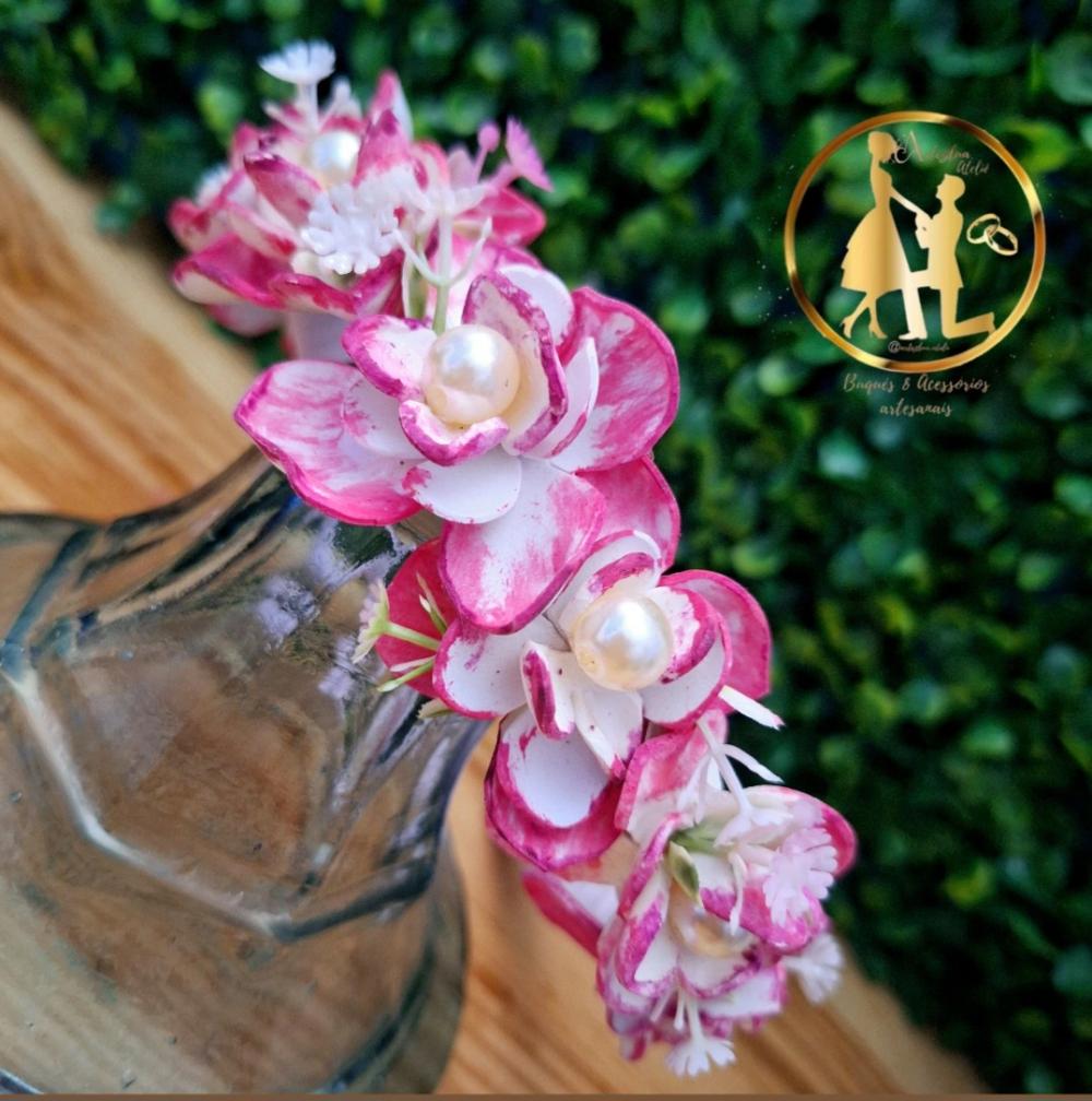 Tiara de luxo rose e branco