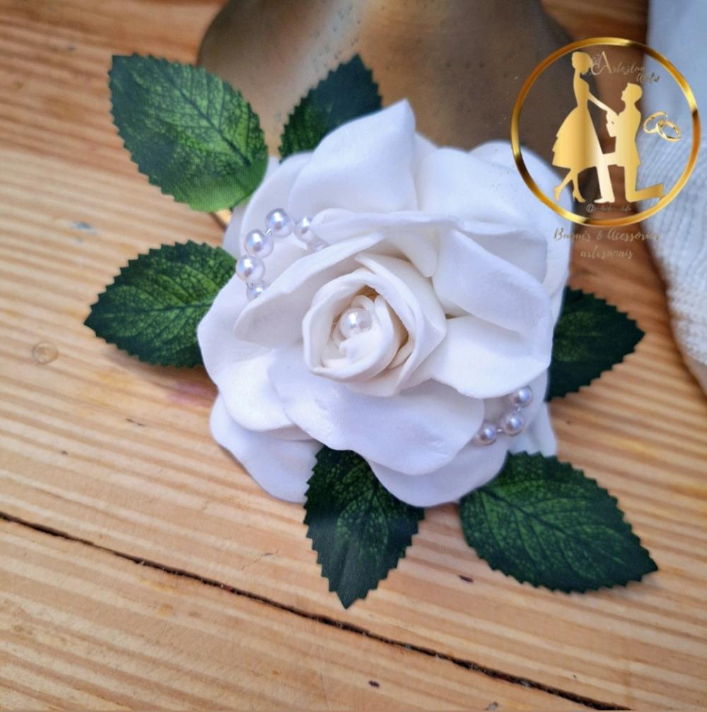 arranjo de cabelo branco