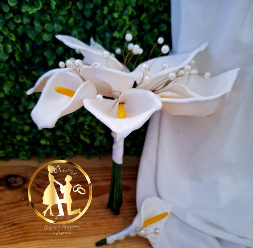 Buquê copo de leite branco e amarelo+grinalda