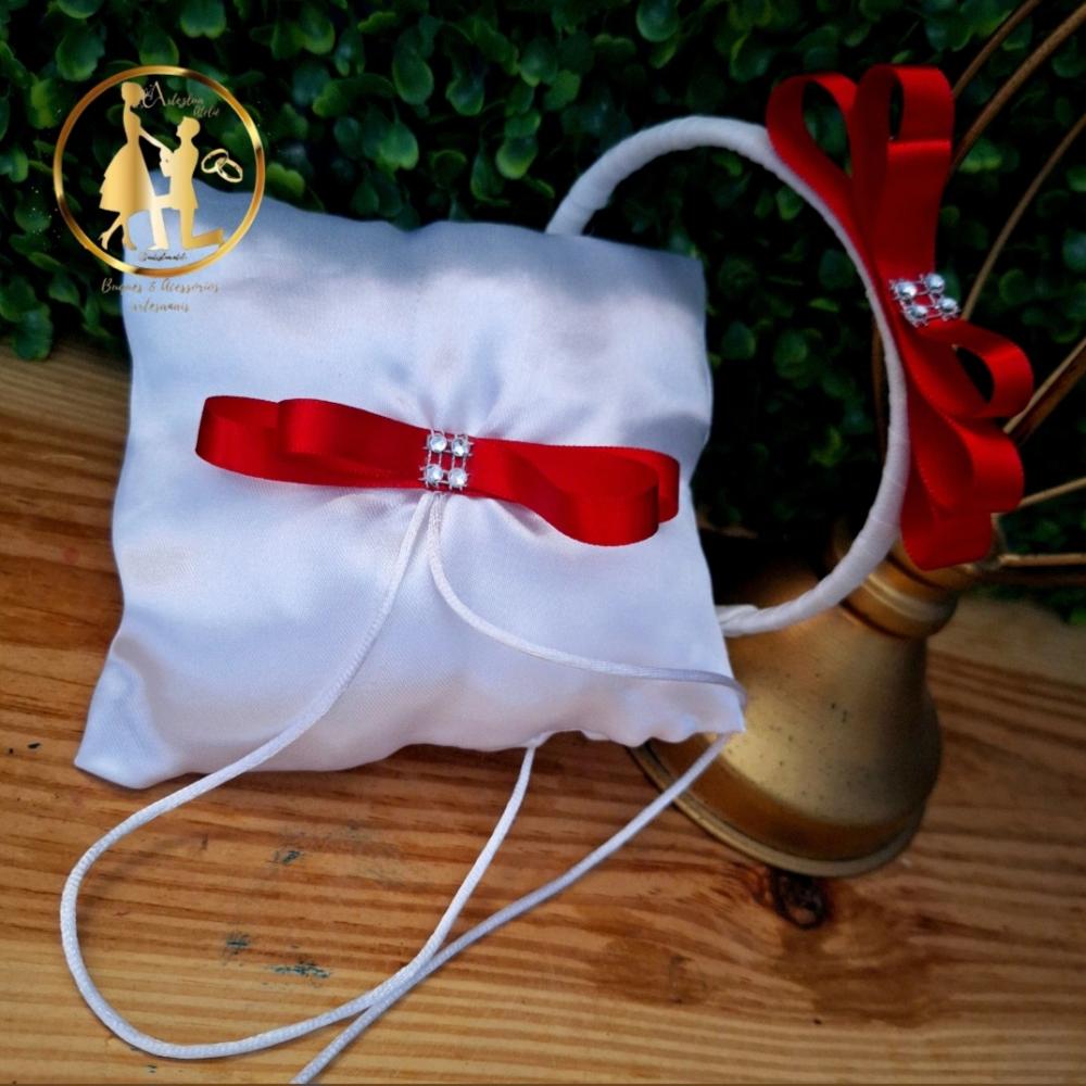 Kit porta alianças de casamento branco e vermelho + tiara de lac