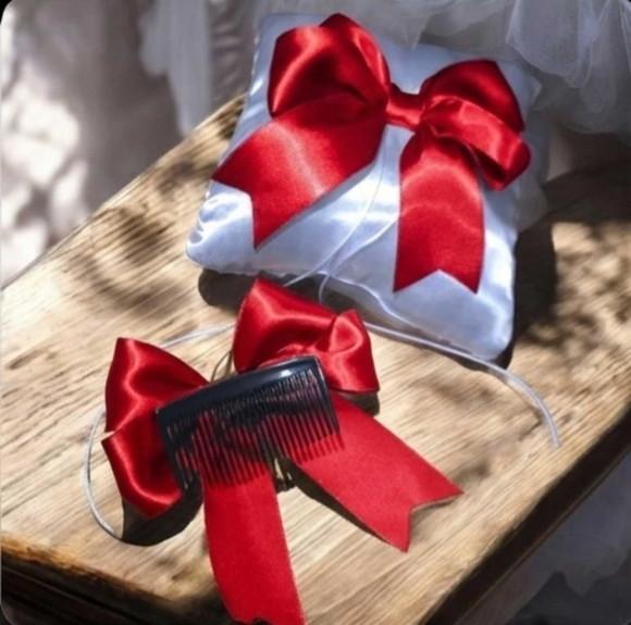 Kit Dama de Honra Vermelho e Branco (cesta, Laço, Almofada)