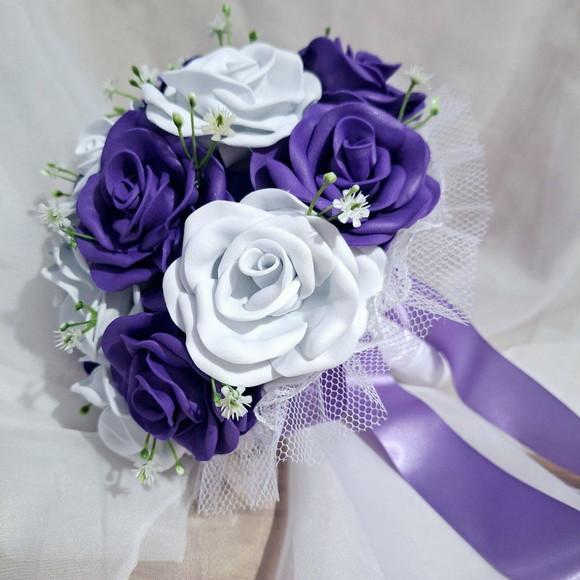 Buquê Noiva Roxo e Branco- Médio-religioso- Eva - Artesanal