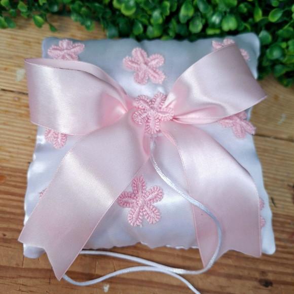 Porta Alianças Rosa e Branco Bodas