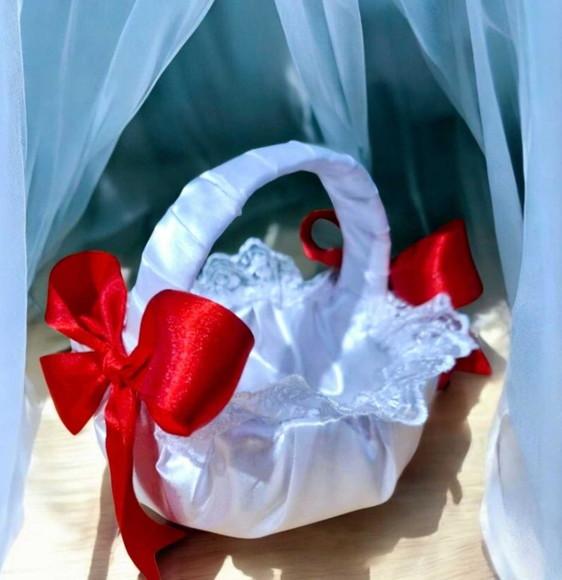 Cesta de Florista de Vermelha e Branco -cetim