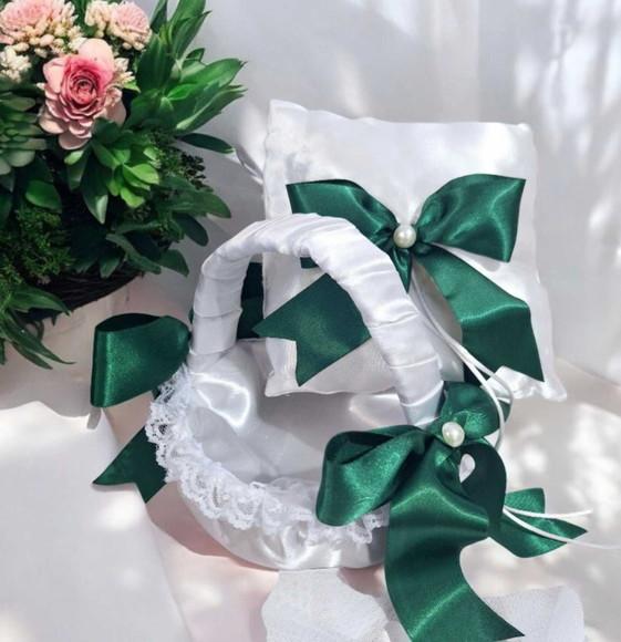 Kit de Cesta Florista + Almofada de Alianças Verde e Branco