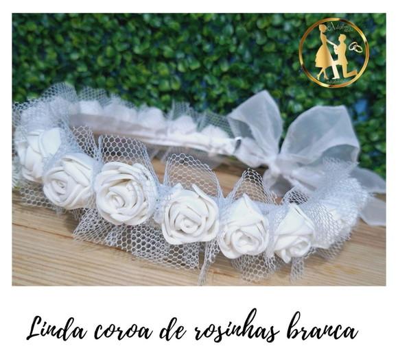 Coroa Botões de Rosas Daminhas & Floristas Branco