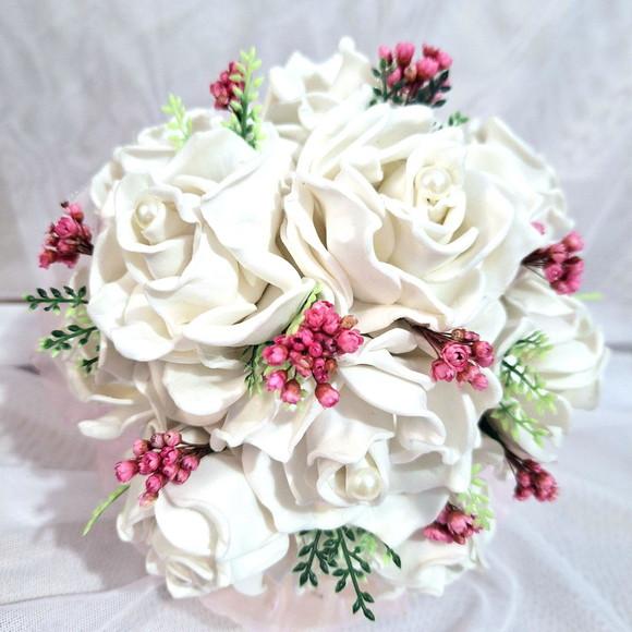 Buquê Branco e Rosa Casamento Civil + Flor do Noivo