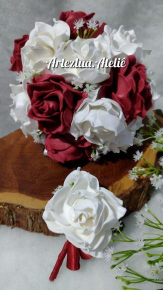 Buquê de Noiva Branco + Flor de Lapela Vermelho e Branco