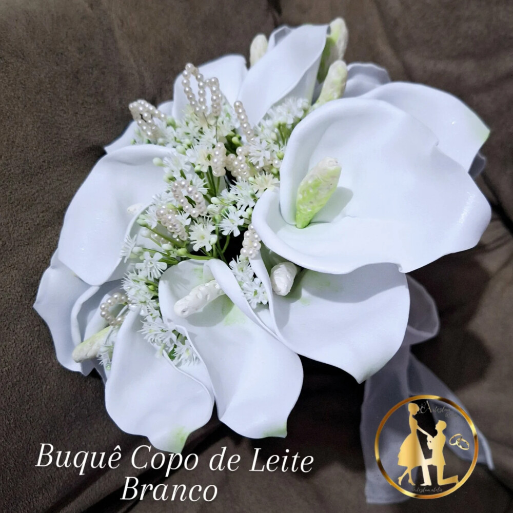 Buquê de Noiva  Copo de Leite em EVA com Lapela - ArtesanaL - EV