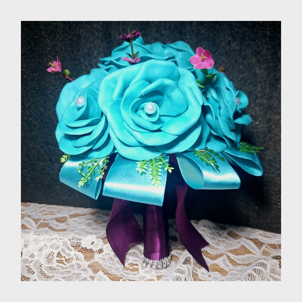 Buquê Noiva Azul Turquesa e Roxo Cívil + Porta Alianças -artes