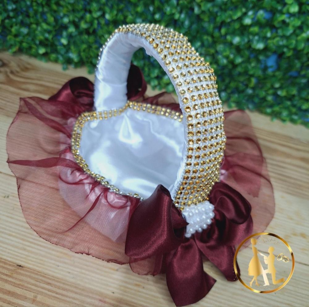 Cesta de florista branca marsala e dourado