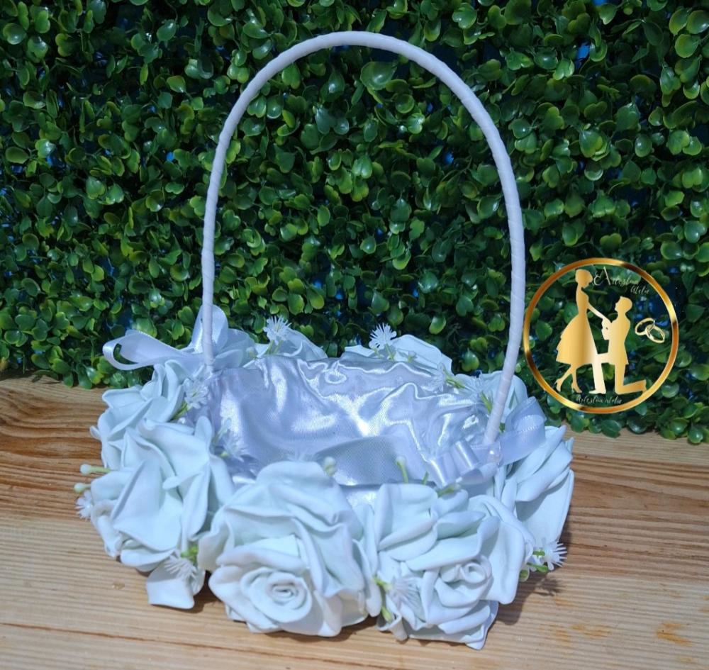 Cesta de florista  de casamento branca