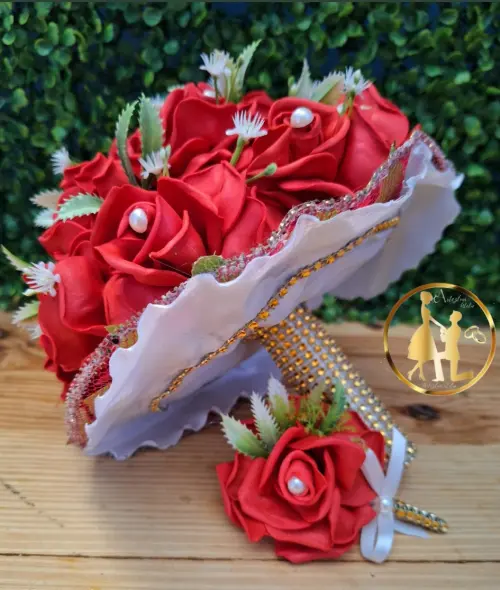 Buquê de noiva vermelho  + flor do noivo