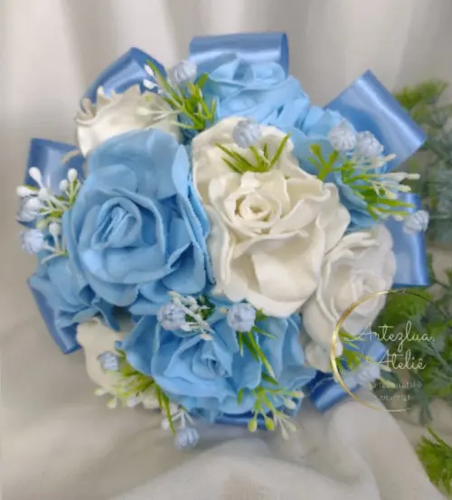 Buquê de noiva rosas azul e branco casamento