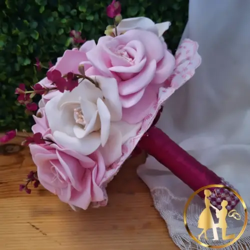 Buquê de noiva rosa e branco