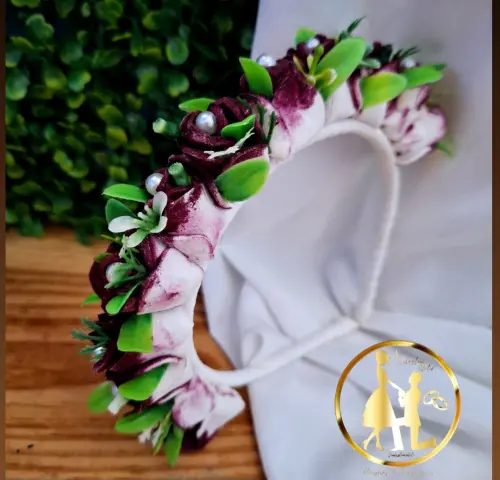 Tiara de luxo branca e marsala