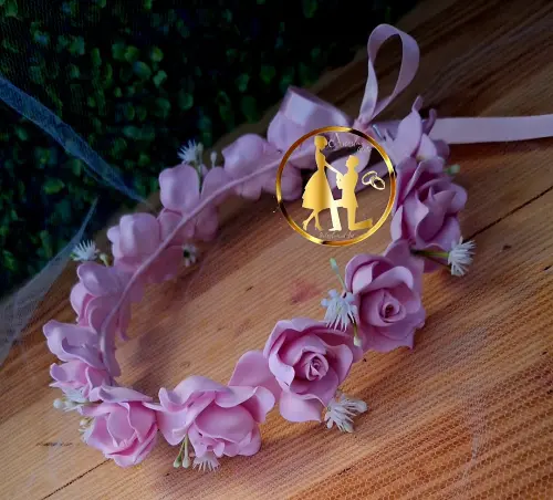 Coroa de flores para cabelos