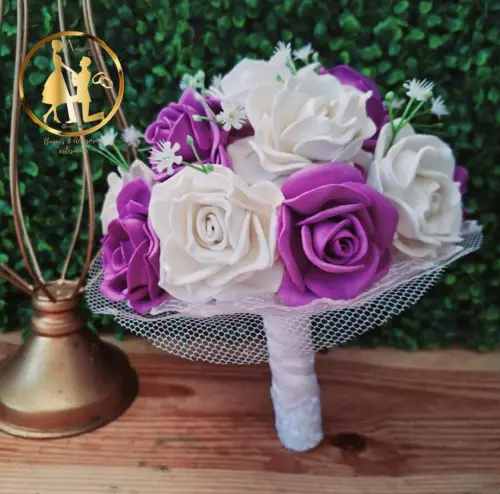 Buquês de noiva roxo lilás e branco grande