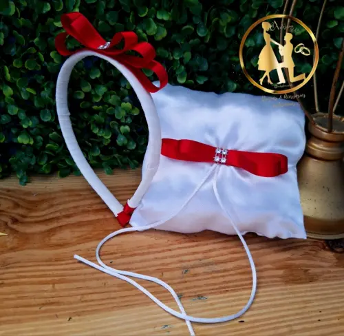 Kit porta alianças de casamento branco e vermelho + tiara de lacinho