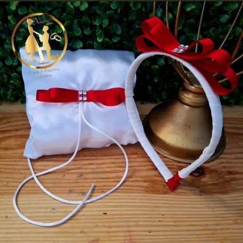 Kit porta alianças de casamento branco e vermelho + tiara de lac