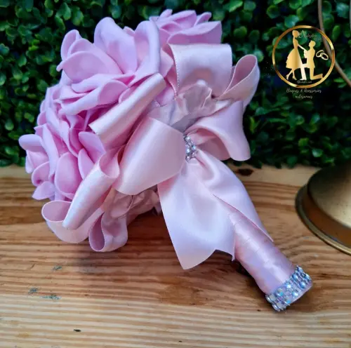 Buquê de noiva rosa civil, para jogar, daminha pequeno