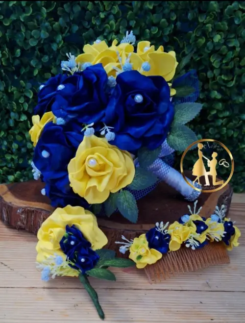 Buquê de noiva azul e amarelo