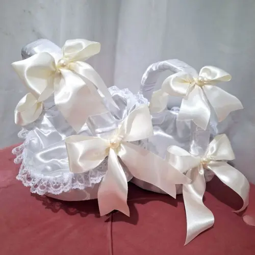 02 Cestas de Florista Off White e Branco Luxuosa