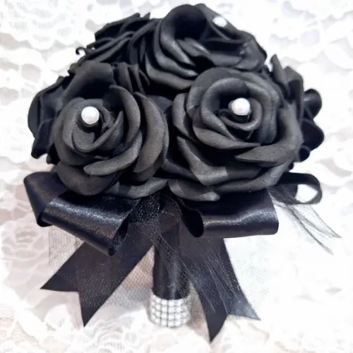 Buquê Preto Cívil com Pérolas