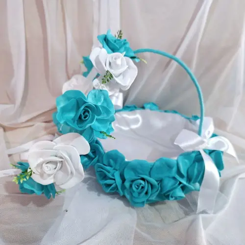 Cesta Florista + Tiara Azul Turquesa e Branco - Artesanal