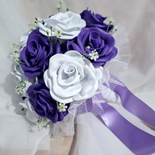 Buquê Noiva Roxo e Branco- Médio-religioso- Eva - Artesanal