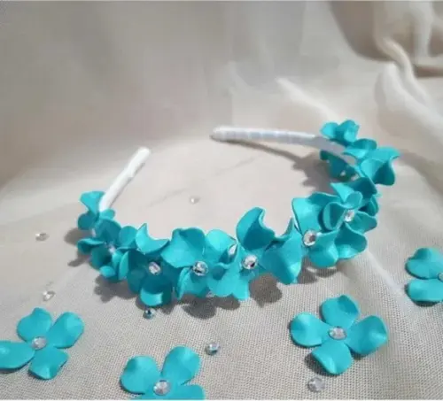 Tiara Infantil Azul Turquesa com Pedrinhas de Brilho